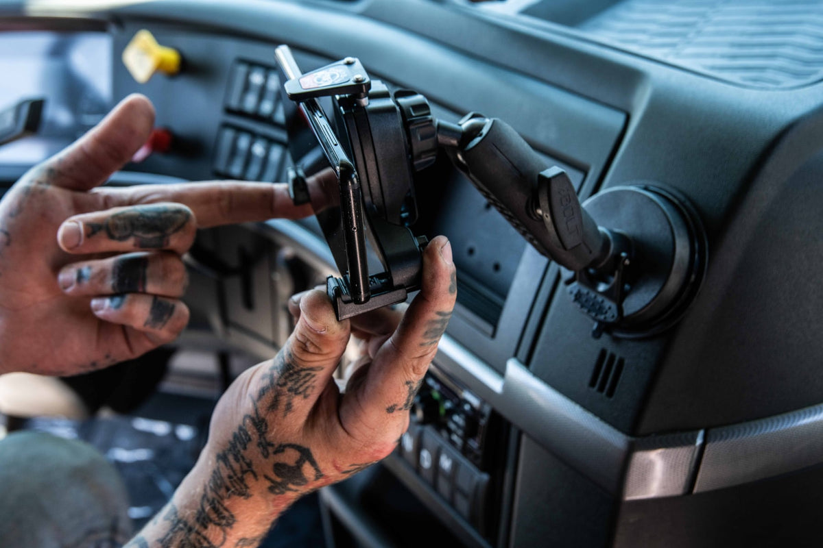 iBOLT device mounting setup inside a commercial vehicle