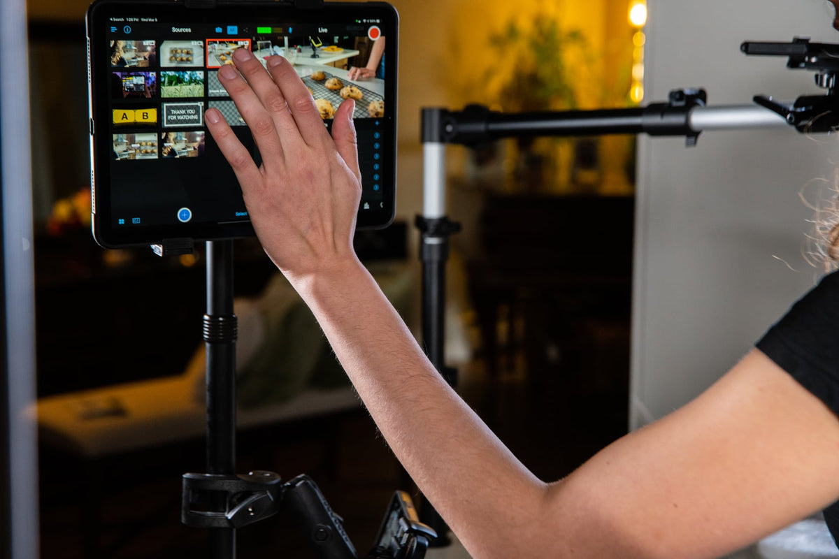 iBOLT device mounting setup in a restaurant workspace