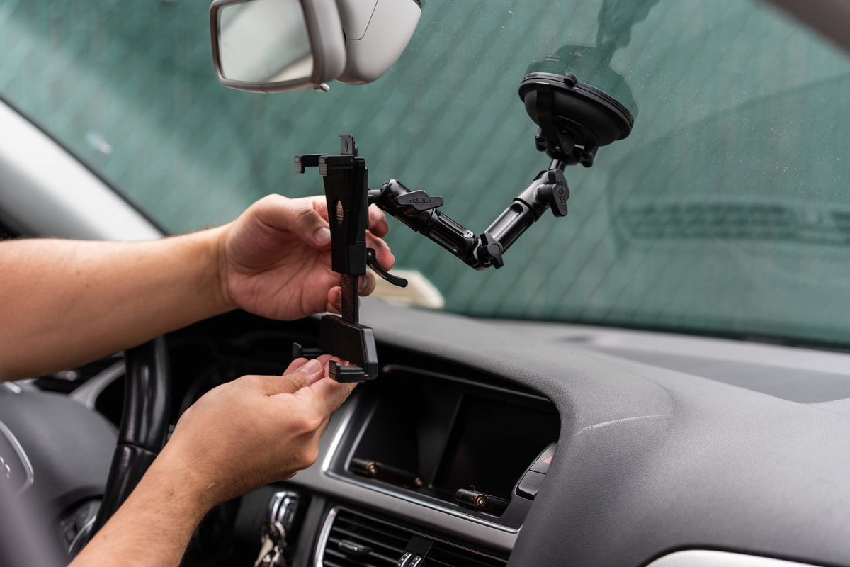 iBOLT device mounting setup inside a commercial vehicle