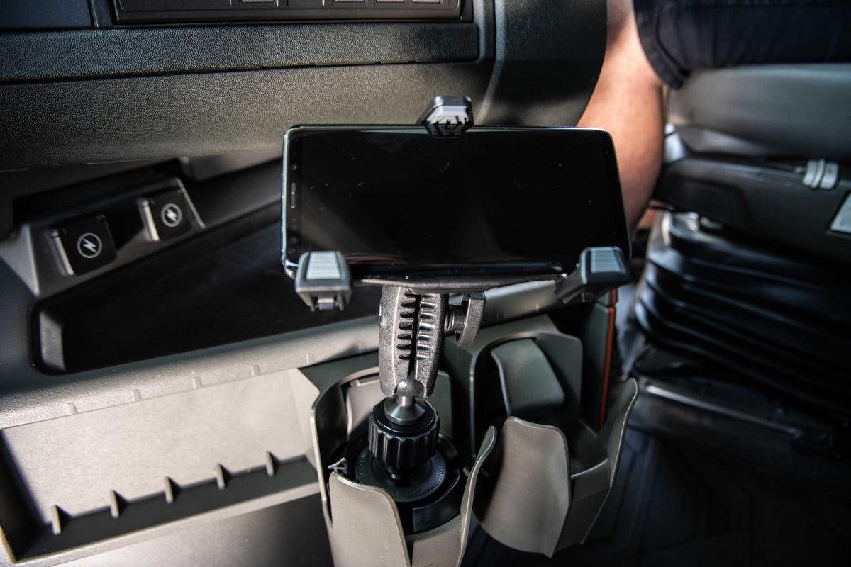 iBOLT device mounting setup inside a commercial vehicle