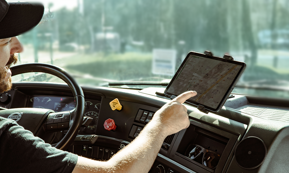 The Smart ELD Tablet Mount Choice for Truck Fleets