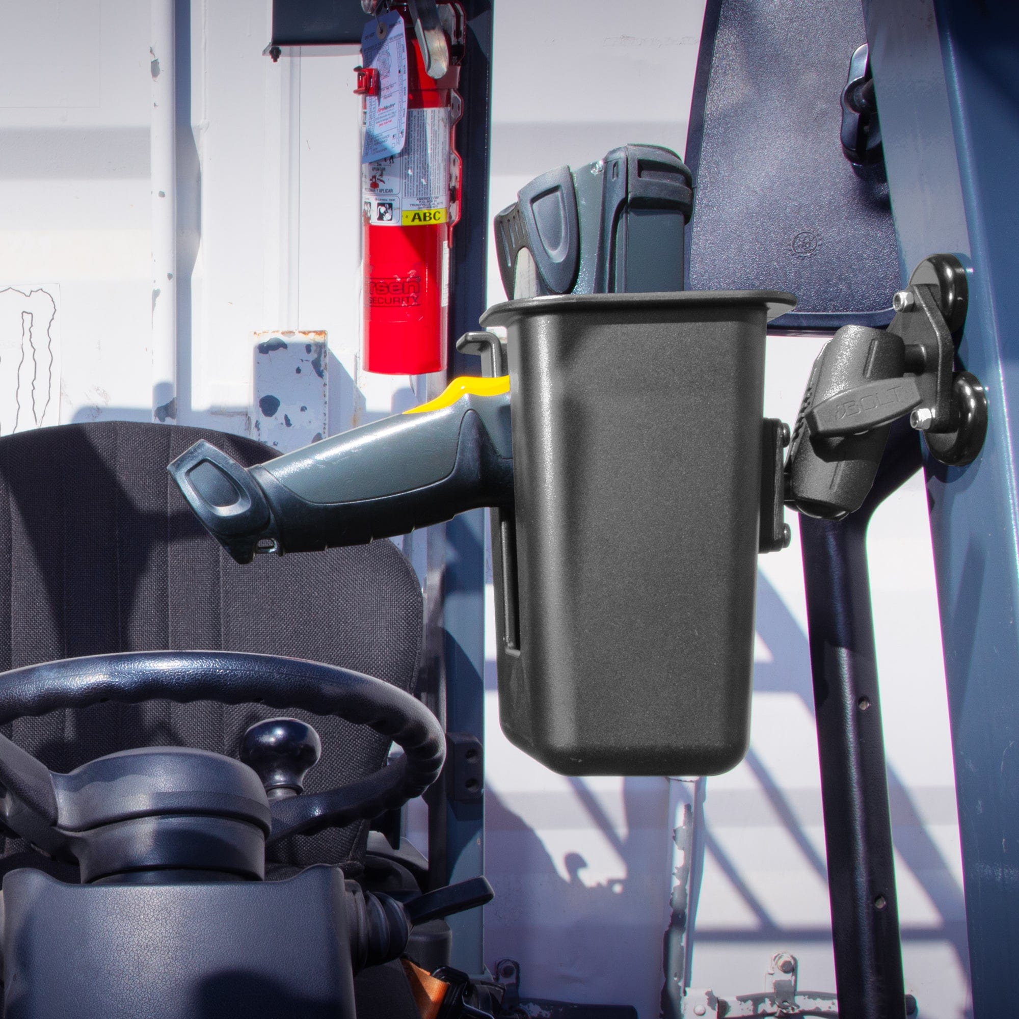 iBOLT Mounts iBOLT XL Barcode Scanner triMag Low-Profile Strong Magnetic Mount