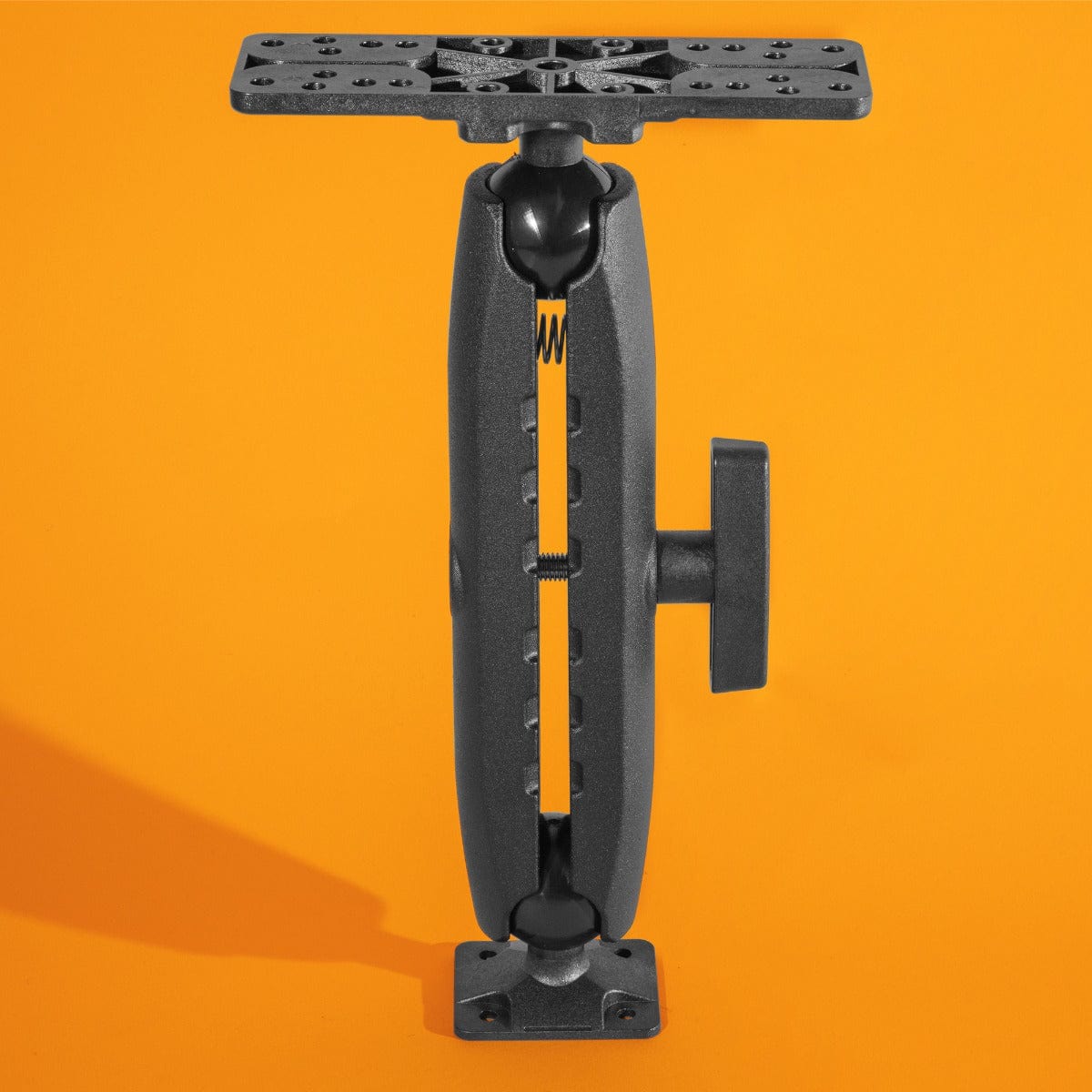 iBOLT Mounts iBOLT™ 38mm / 1.5 inch Universal Marine Electronic Fish Finder to Composite AMPS Mount