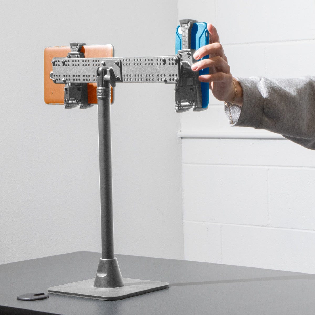 iBOLT Mounts iBOLT Stream-Cast Dual sPro2™ Phone Stand