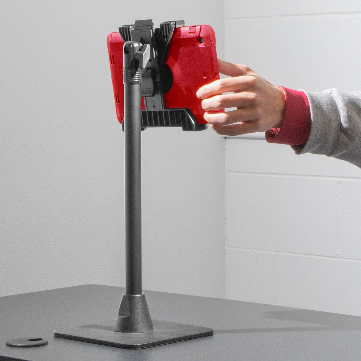 iBOLT Mounts iBOLT Stream-Cast TabDock™ Tablet Stand