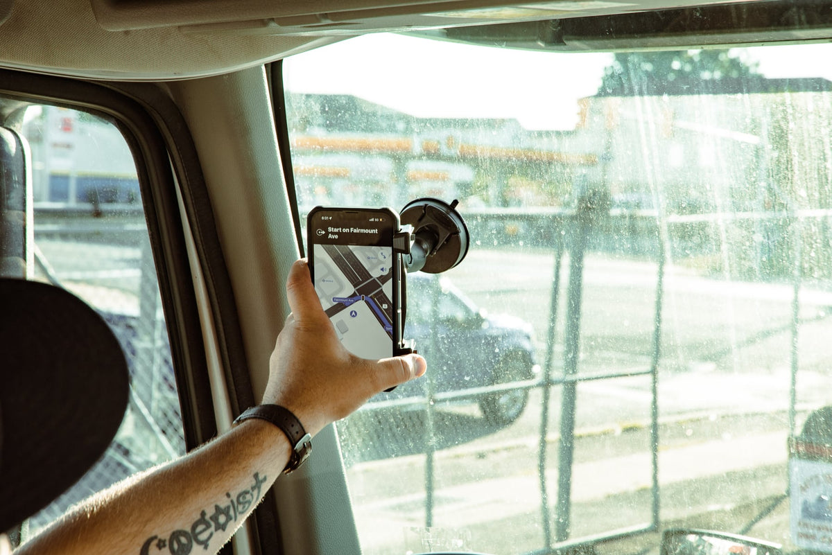 iBOLT device mounting setup inside a commercial vehicle