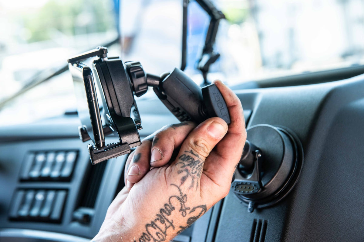 iBOLT device mounting setup inside a commercial vehicle