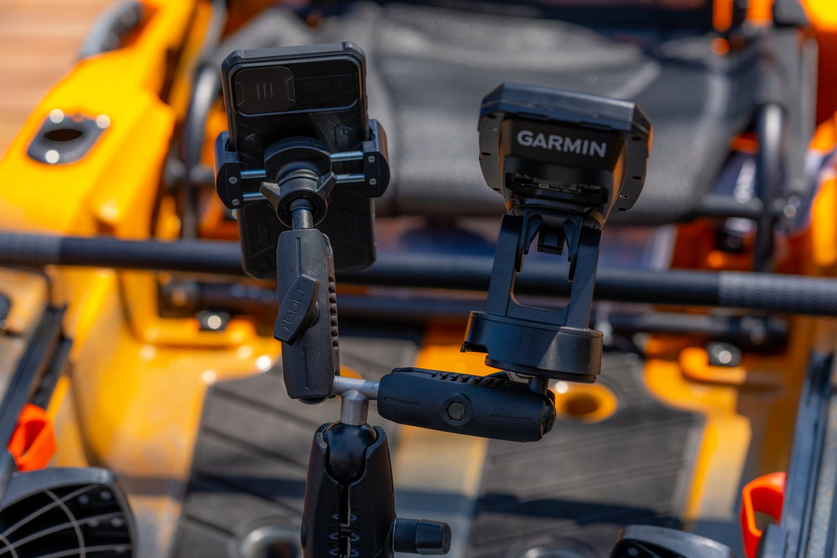 iBOLT mounting setup used in an outdoor boating environment