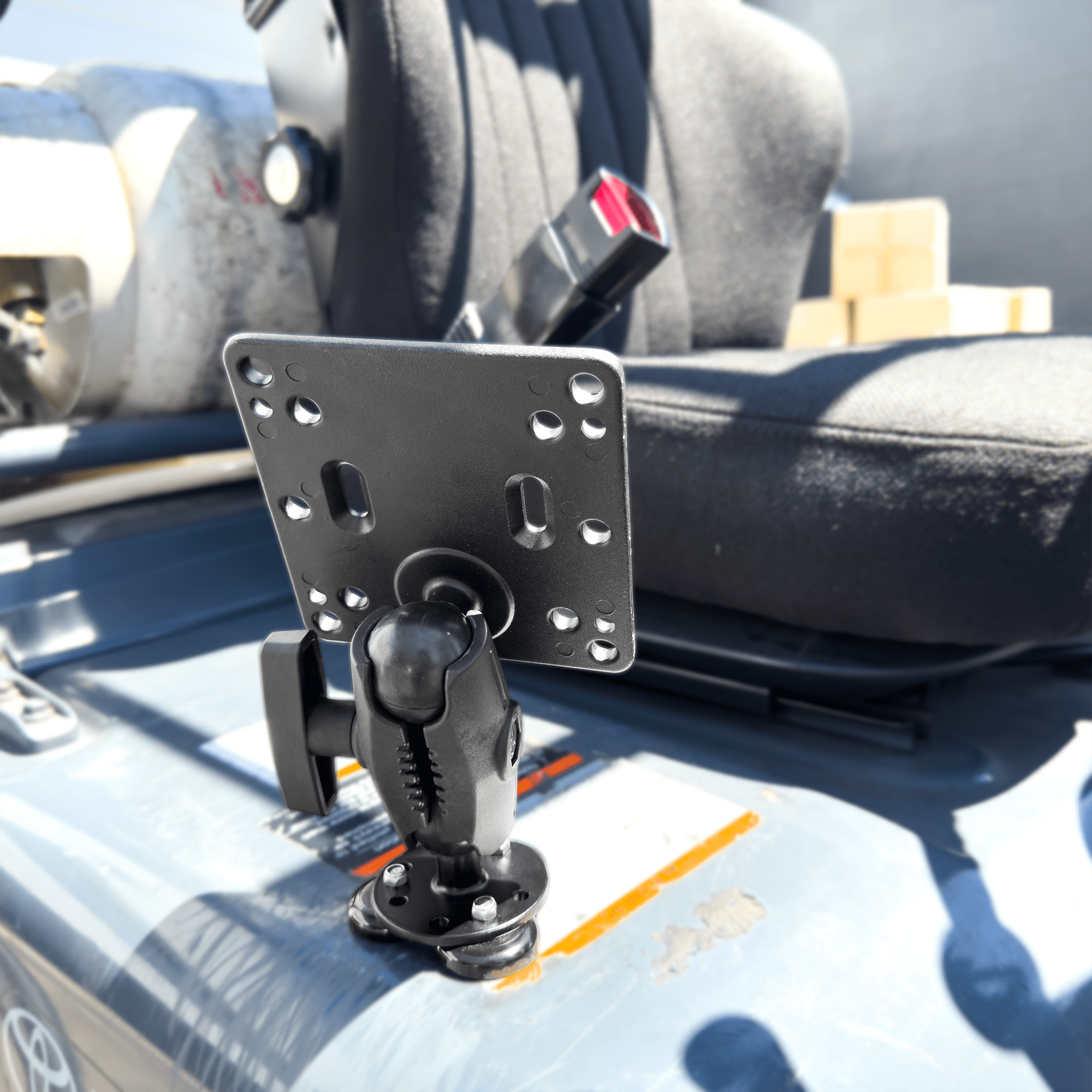 iBOLT Mounts iBOLT VESA 100x100 triMag Magnetic Monitor Mount