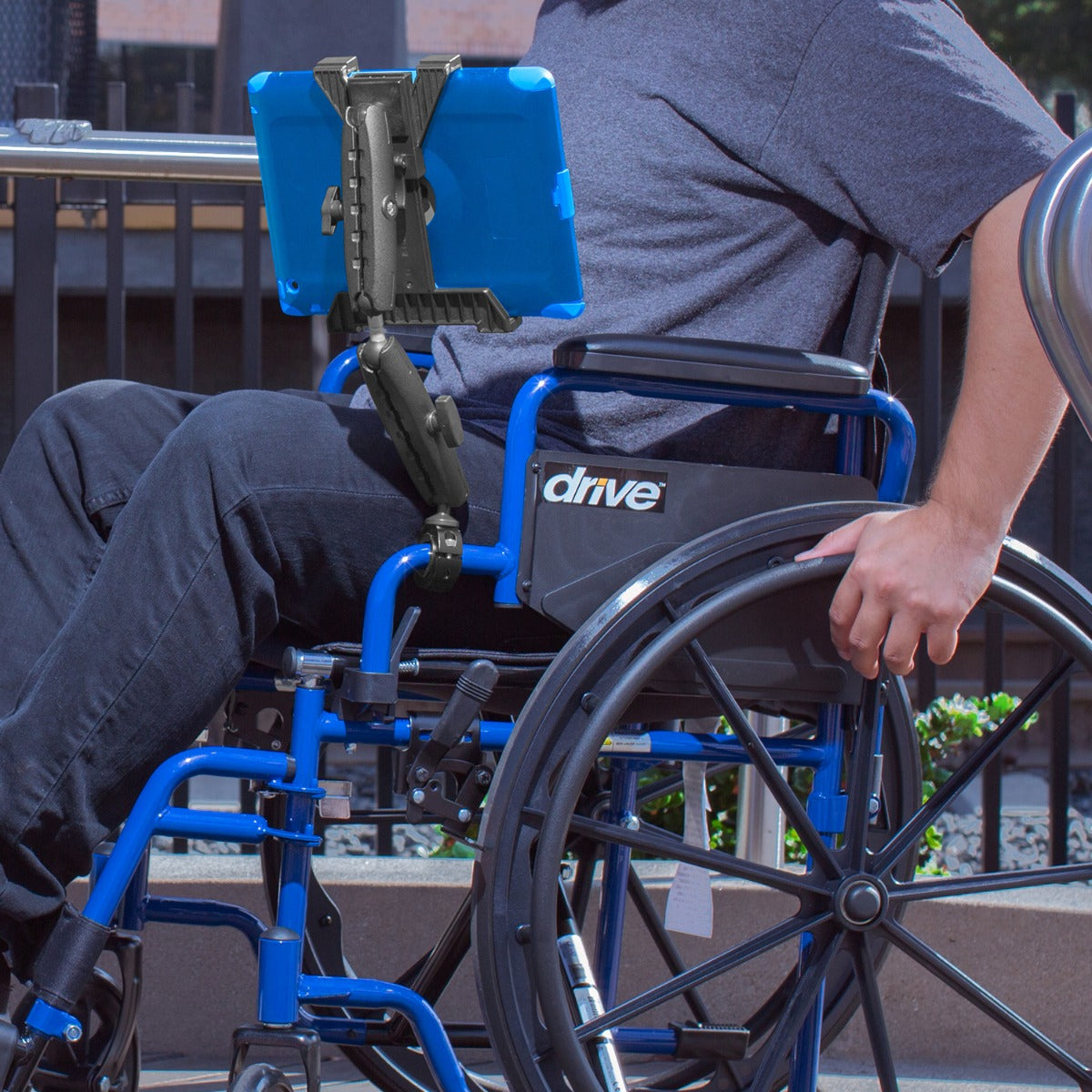 iBOLT™ TabDock™ AccessiBOLT™Mount for Wheelchairs/Exercise Equipment